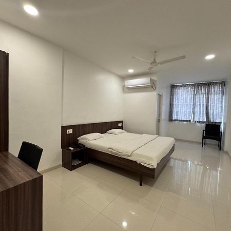 Hotel New Samrat Αουρανγκαμπάντ Εξωτερικό φωτογραφία